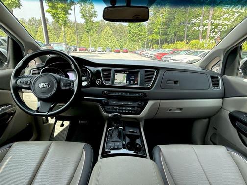 2015 Kia Sedona SX