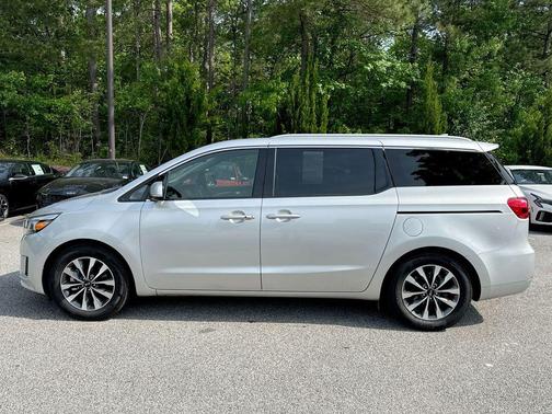 2015 Kia Sedona SX
