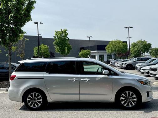 2015 Kia Sedona SX