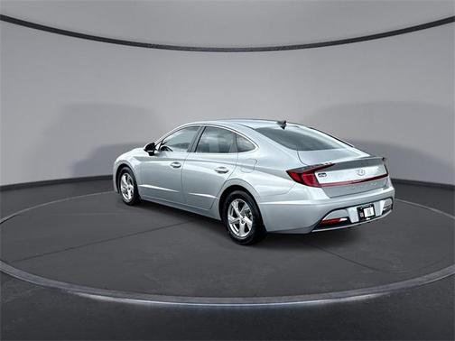2022 Hyundai SONATA SE