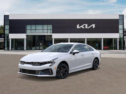 2026 Kia K5 LXS