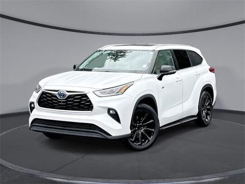 2022 Toyota Highlander Hybrid Limited