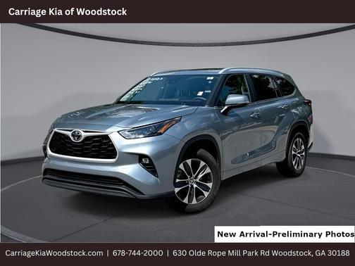 2023 Toyota Highlander XLE