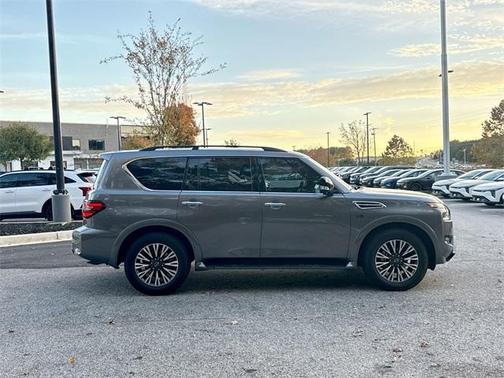 2022 Nissan Armada SL