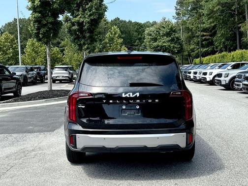2023 Kia Telluride LX