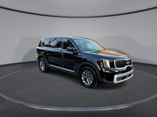 2023 Kia Telluride LX