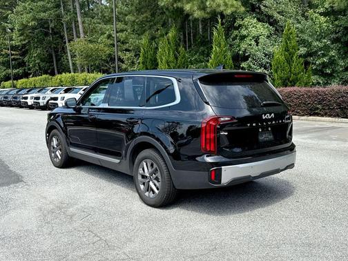 2023 Kia Telluride LX