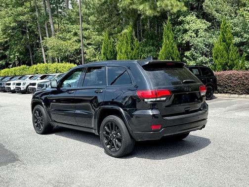 2020 Jeep Grand Cherokee Altitude