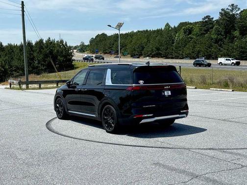 Aurora Black 2022 Kia Carnival SX Prestige
