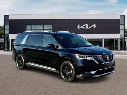 Aurora Black 2022 Kia Carnival SX Prestige