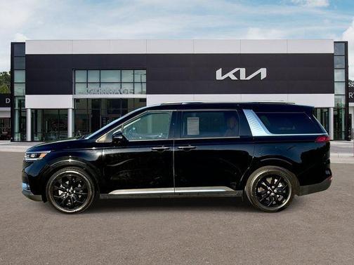 Aurora Black 2022 Kia Carnival SX Prestige