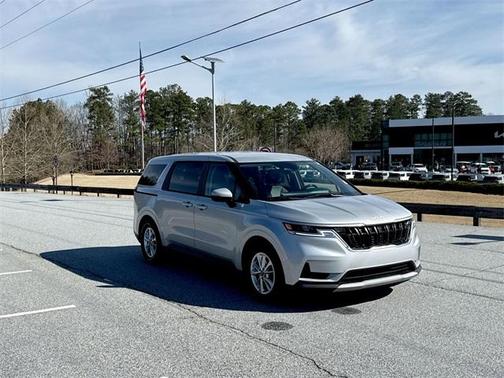 2022 Kia Carnival LXS