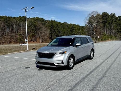 2022 Kia Carnival LXS