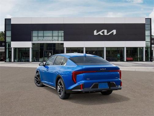 2025 Kia K4 GT-Line
