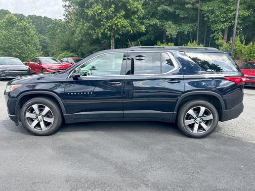 2020 Chevrolet Traverse LT Leather