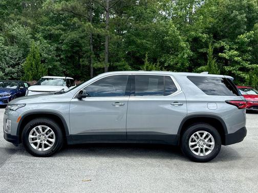 2023 Chevrolet Traverse LS