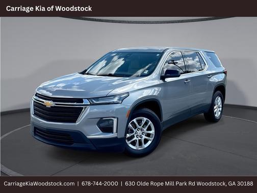 2023 Chevrolet Traverse LS