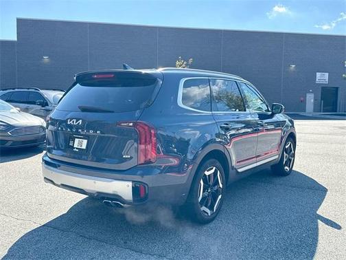 2023 Kia Telluride S