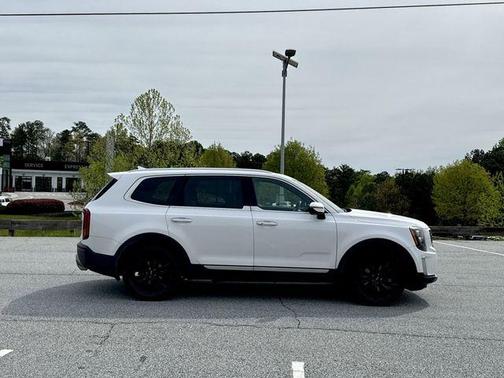 Glacial White Pearl 2022 Kia Telluride SX