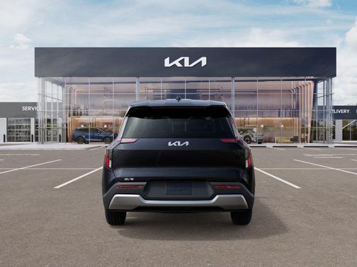 2026 Kia EV9 Light Short Range
