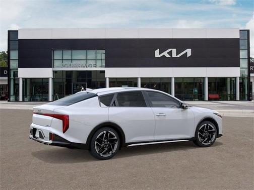 2026 Kia K4 GT-LINE