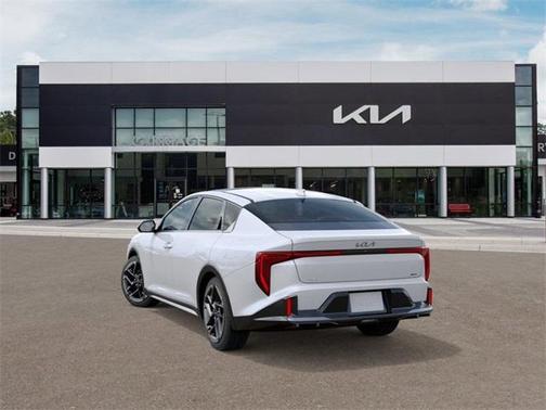 2026 Kia K4 GT-LINE