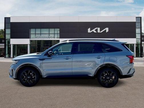 Everlasting Silver 2023 Kia Sorento SX