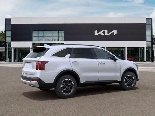 Glacial White Pearl 2026 Kia Sorento S
