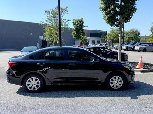 2022 Kia Rio LX