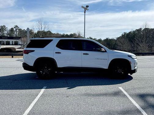 2022 Chevrolet Traverse Premier