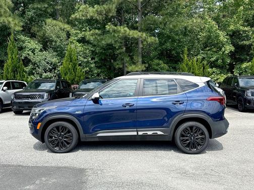 2023 Kia Seltos Nightfall