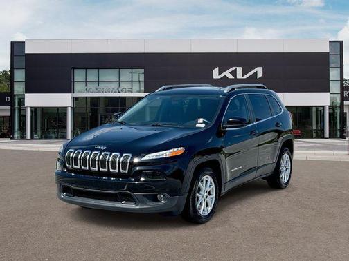 Diamond Black 2017 Jeep Cherokee Latitude