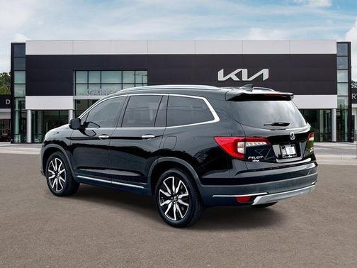Crystal Black Pearl 2019 Honda Pilot Elite