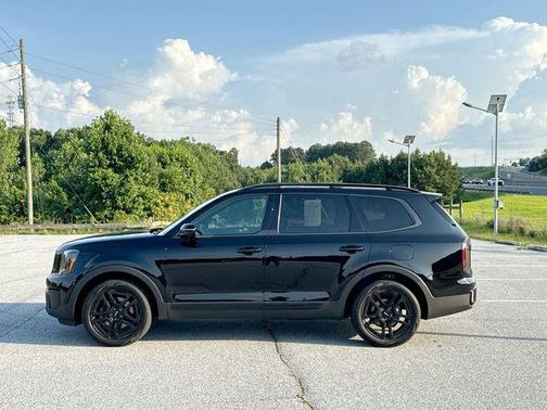 Ebony Black 2024 Kia Telluride SX-Prestige X-Line