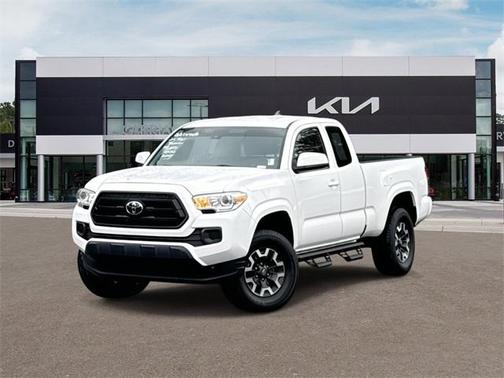 2022 Toyota Tacoma SR