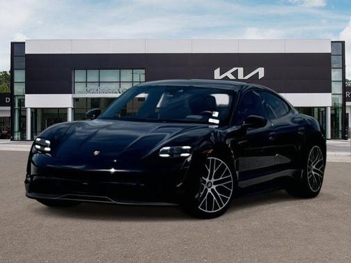 Black 2022 Porsche Taycan Base