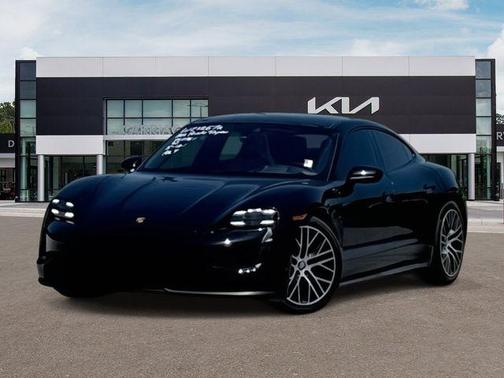 Black 2022 Porsche Taycan Base