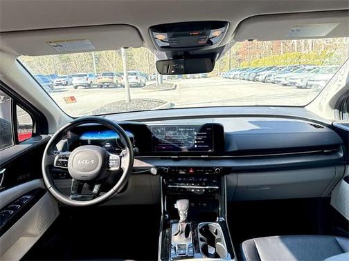 2024 Kia Carnival SX