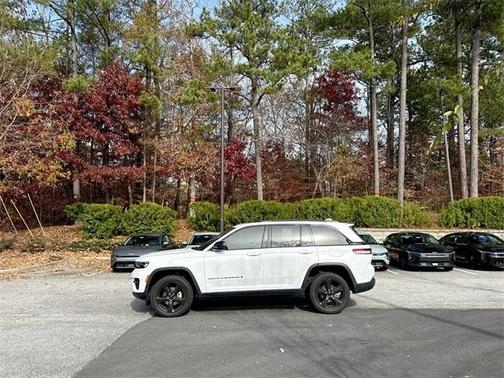 2023 Jeep Grand Cherokee Altitude