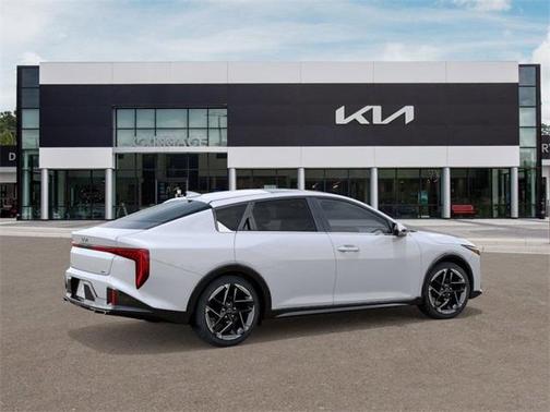 2025 Kia K4 GT-Line
