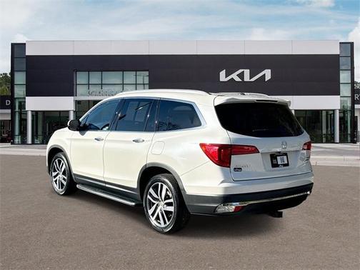 2018 Honda Pilot Elite