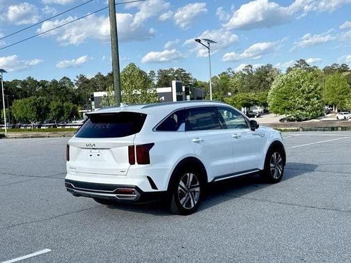 Snow White Pearl 2023 Kia Sorento Hybrid SX Prestige