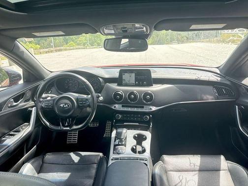 HiChroma Red 2018 Kia Stinger GT2