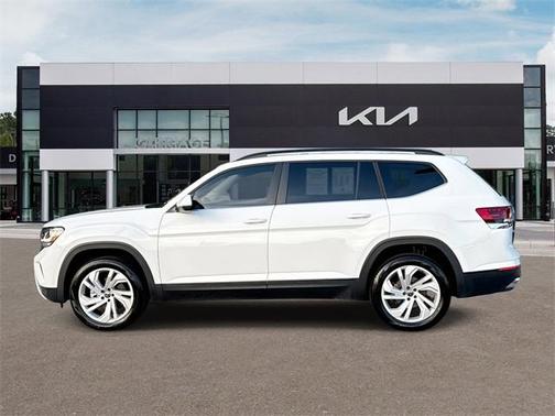 2022 Volkswagen Atlas 2.0T SE w/Technology