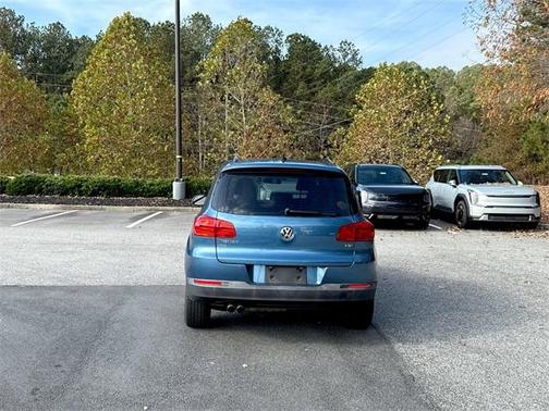 2017 Volkswagen Tiguan Limited 2.0T