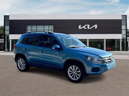 2017 Volkswagen Tiguan Limited 2.0T