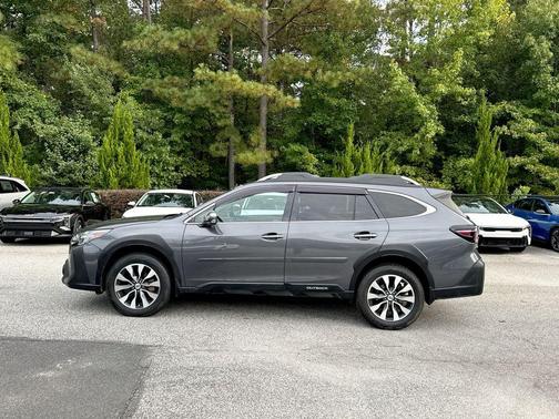 2023 Subaru Outback Touring