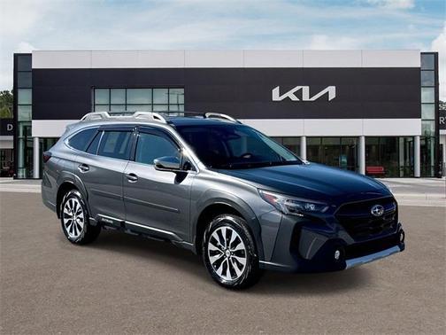 2023 Subaru Outback Touring