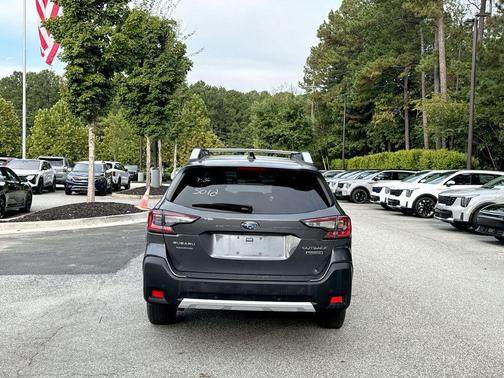 2023 Subaru Outback Touring