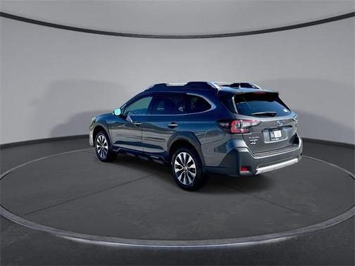 2023 Subaru Outback Touring